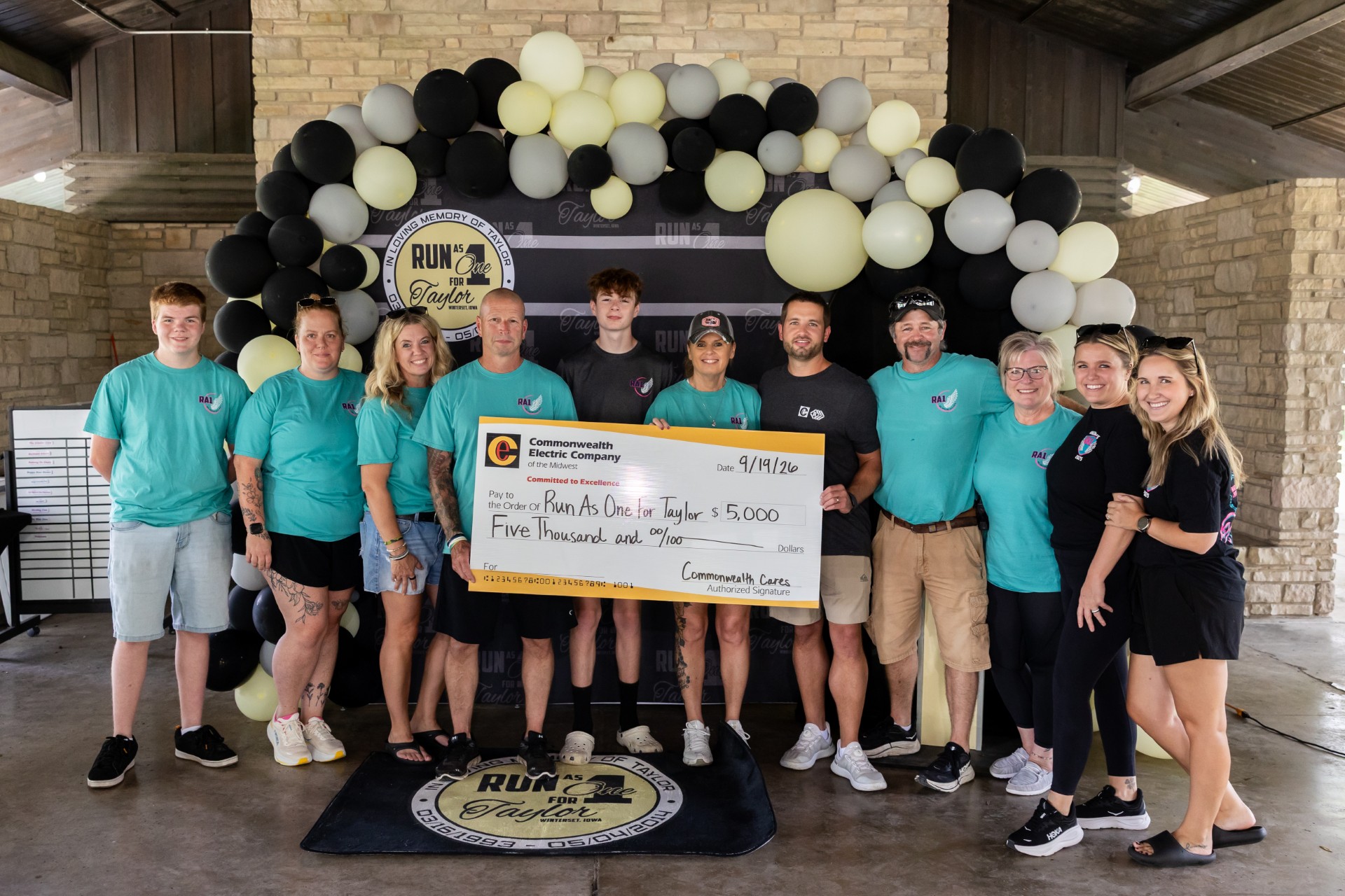 Commonwealth Cares: Spreading Kindness with Run As One for Taylor